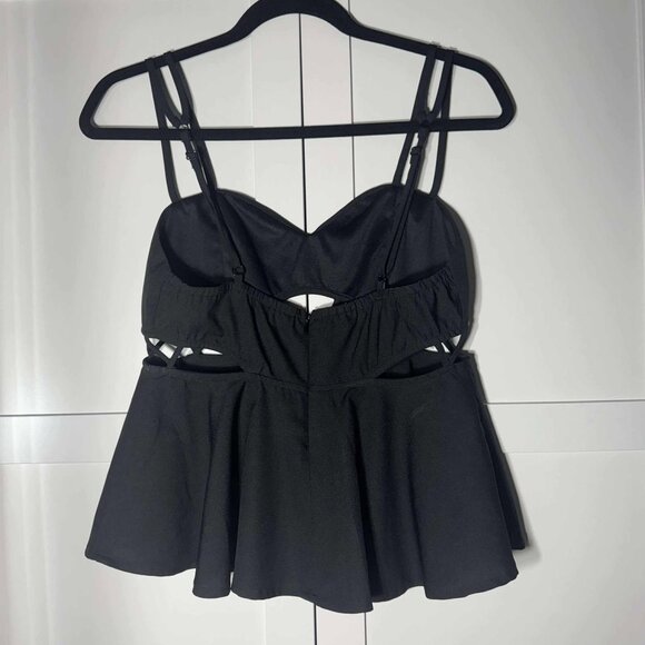 TOBI Women Crisscross design Tank top black MEDIUM - Picture 4 of 7